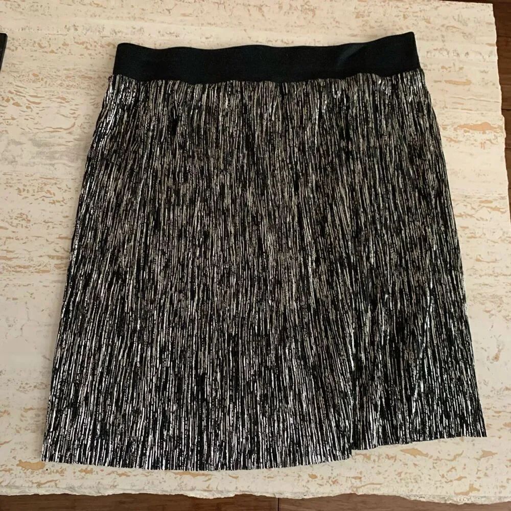 Stella dot womens reversible skirt